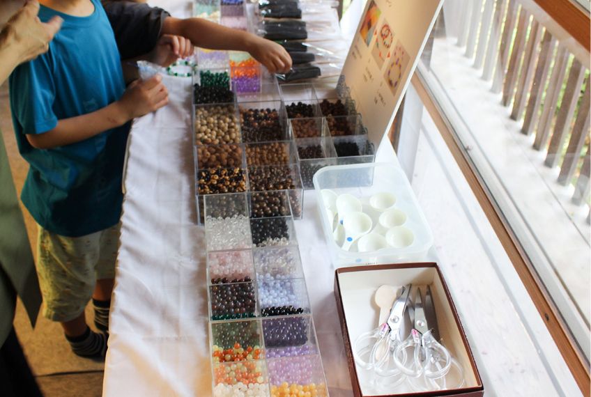 お念珠ブレスレットづくり 写真