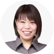 ホールスタッフ 香さん 写真